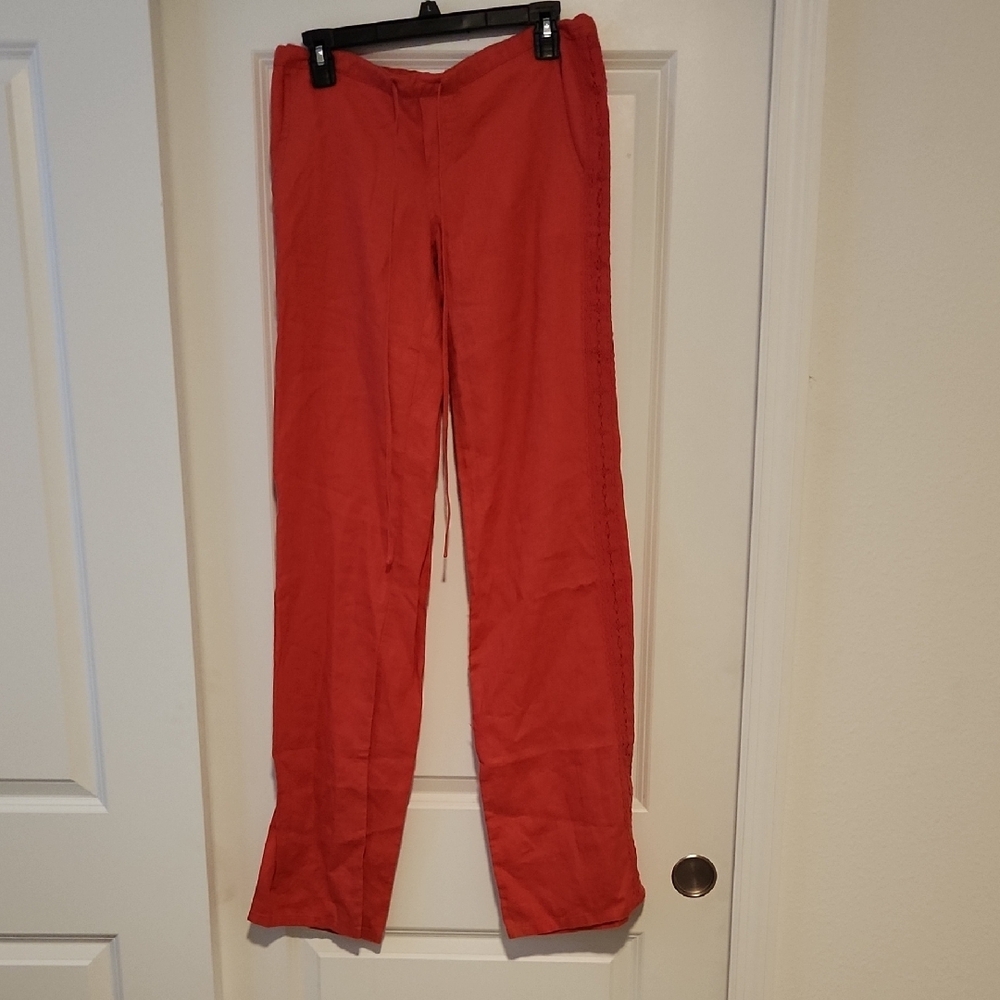 Women's Straight Leg Pants - Red